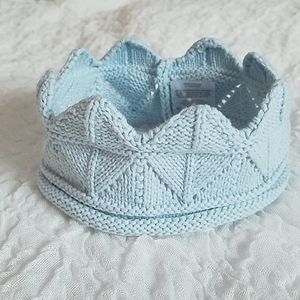Baby knit crown